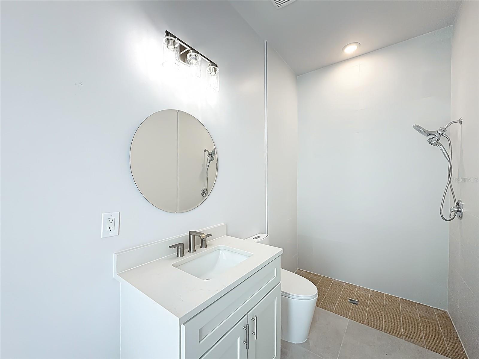 9524 SINGER CIR, PORT CHARLOTTE, FL, 33981