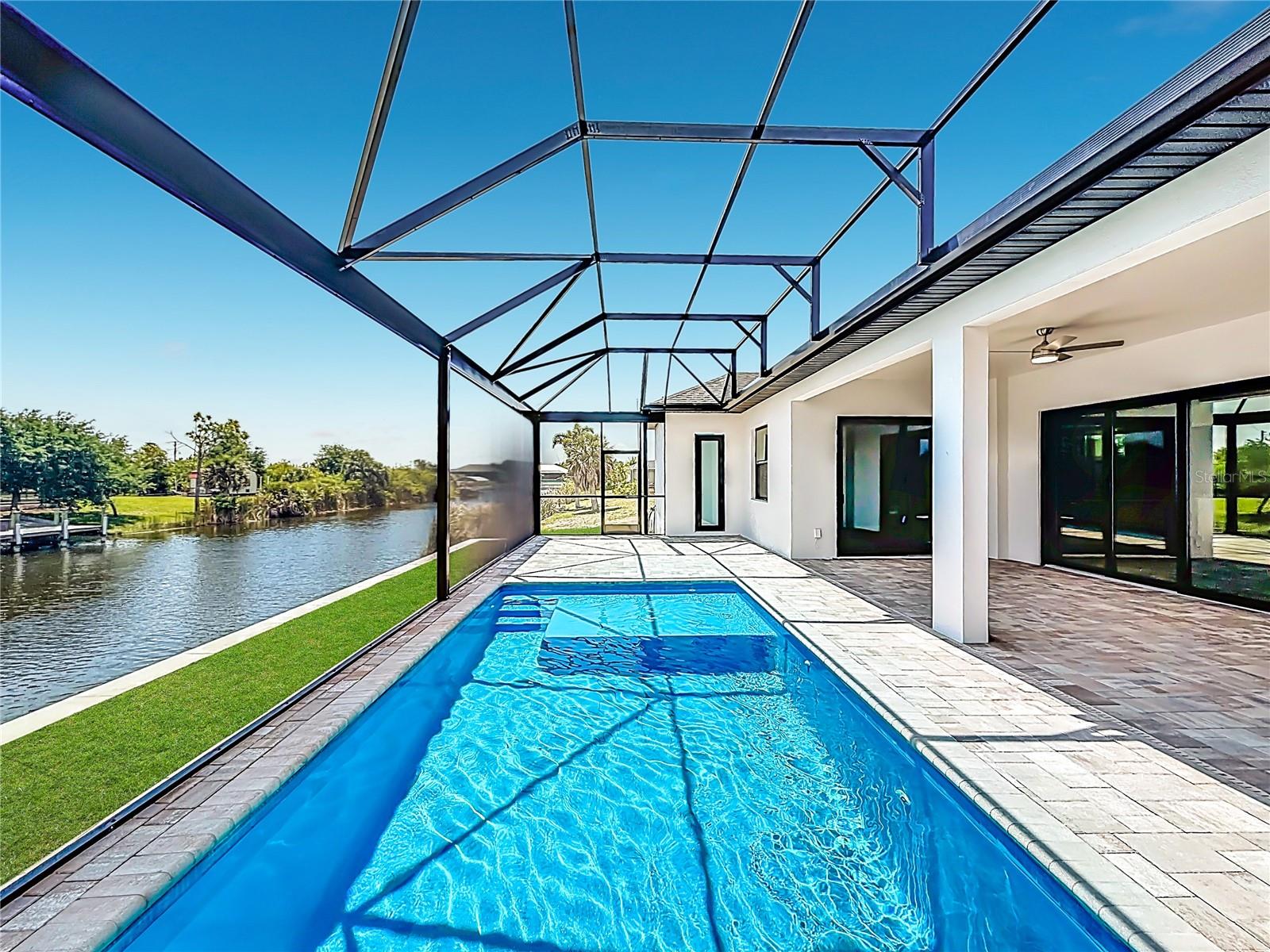 9524 SINGER CIR, PORT CHARLOTTE, FL, 33981