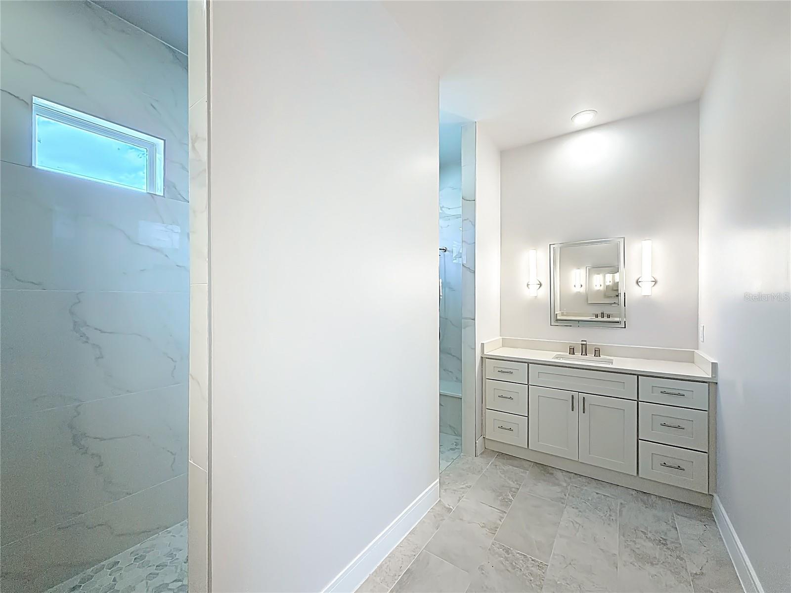 9524 SINGER CIR, PORT CHARLOTTE, FL, 33981