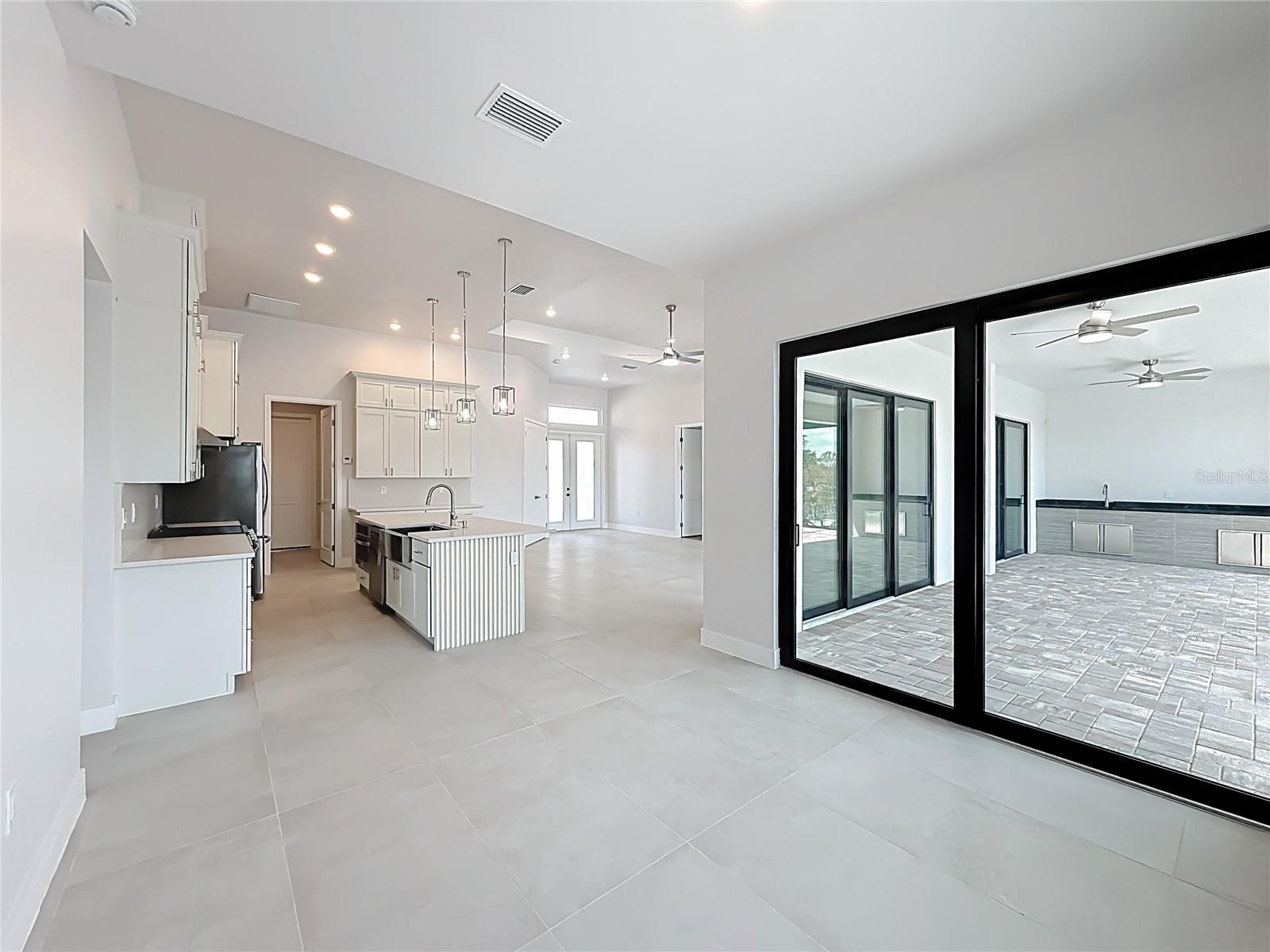 9524 SINGER CIR, PORT CHARLOTTE, FL, 33981