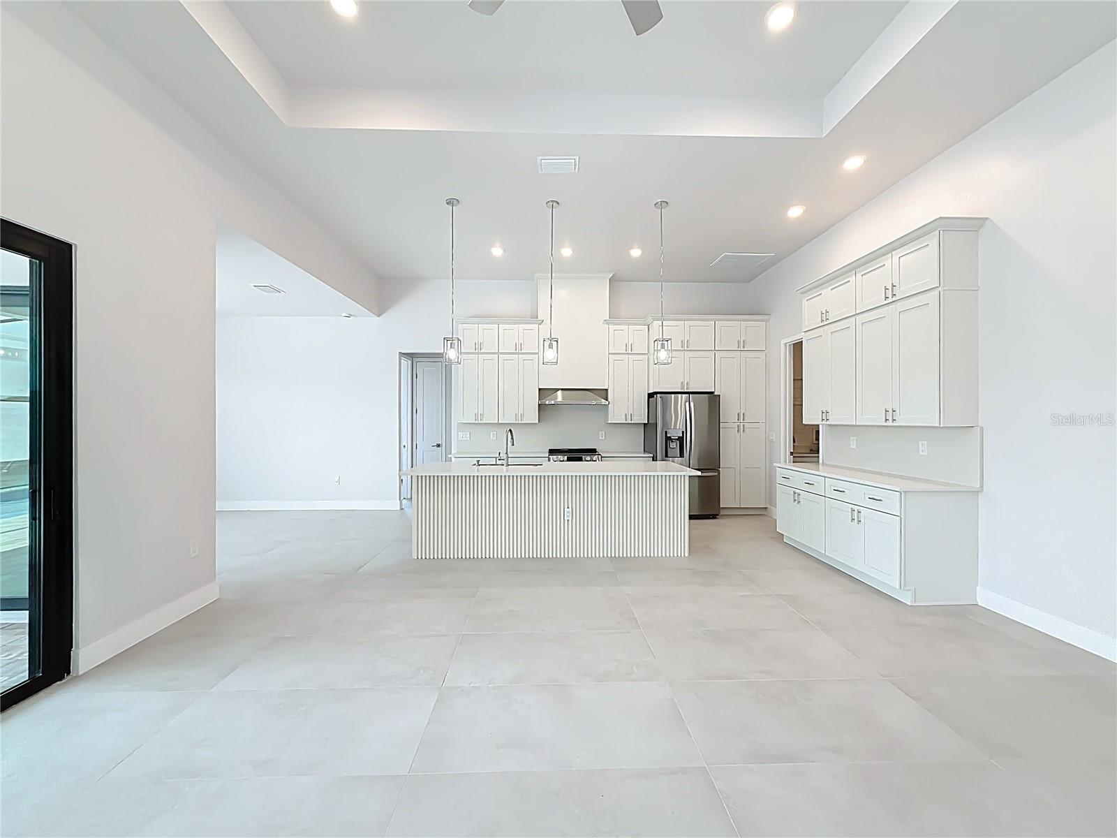 9524 SINGER CIR, PORT CHARLOTTE, FL, 33981