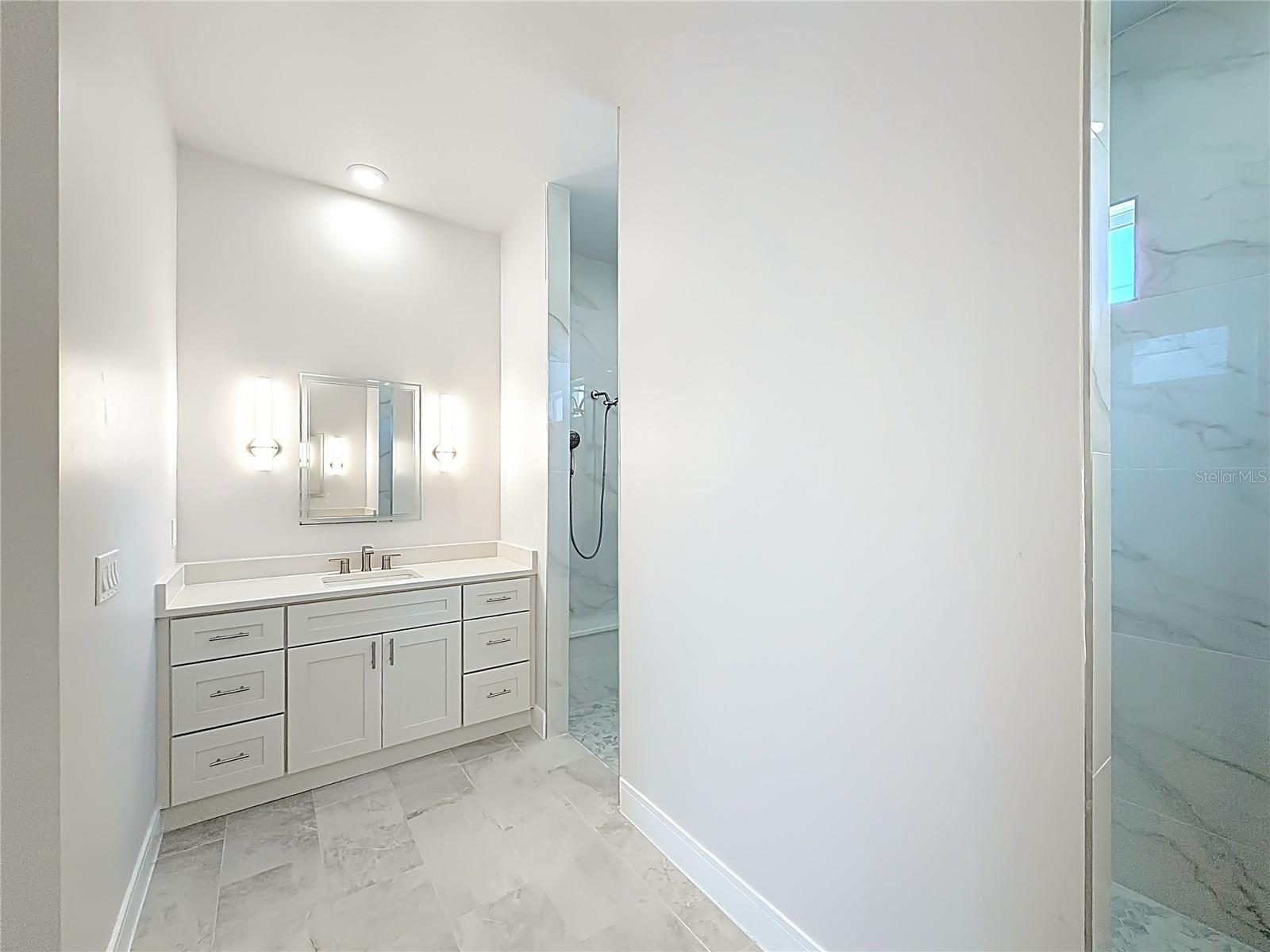 9524 SINGER CIR, PORT CHARLOTTE, FL, 33981