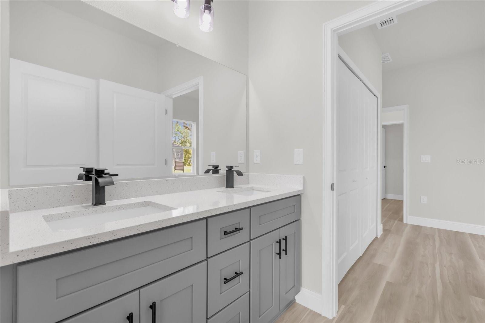 452 MARION OAKS DR, OCALA, FL, 34473