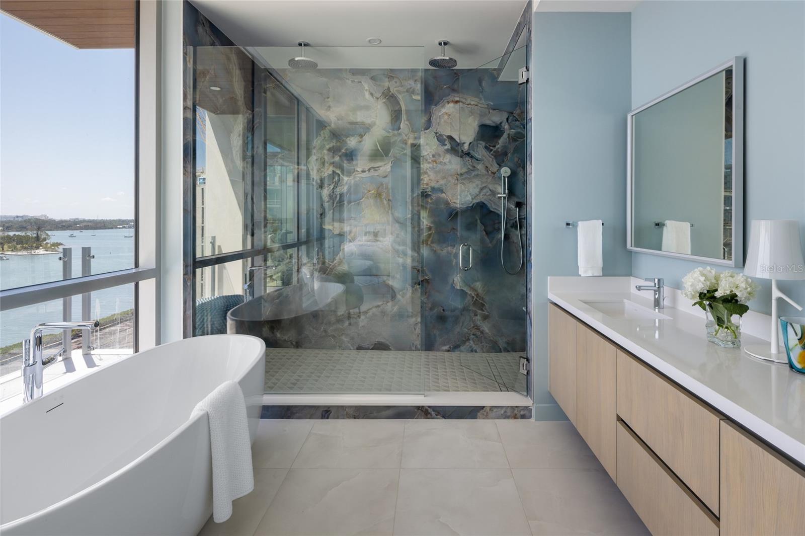 111 GOLDEN GATE PT #702, SARASOTA, FL, 34236