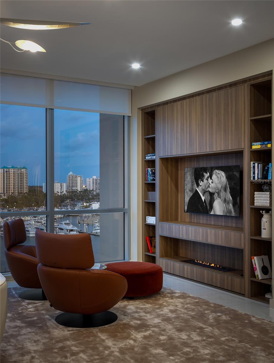 111 GOLDEN GATE PT #702, SARASOTA, FL, 34236