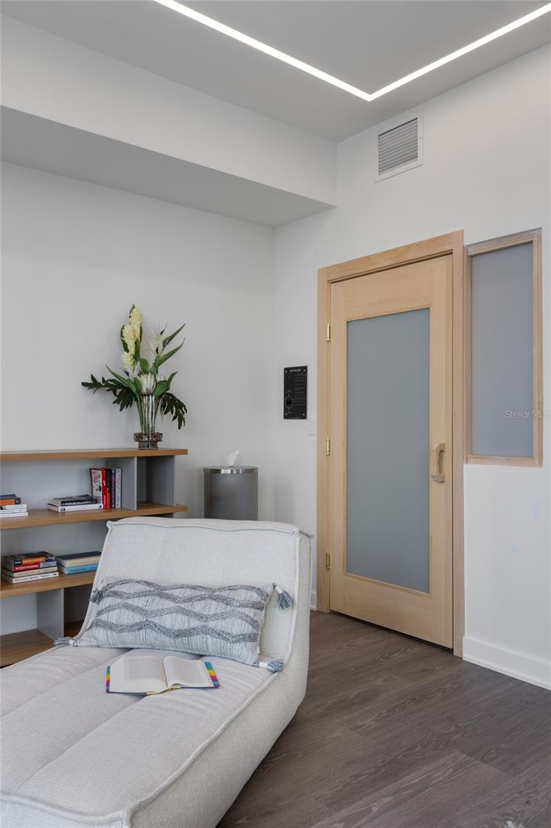 111 GOLDEN GATE PT #702, SARASOTA, FL, 34236