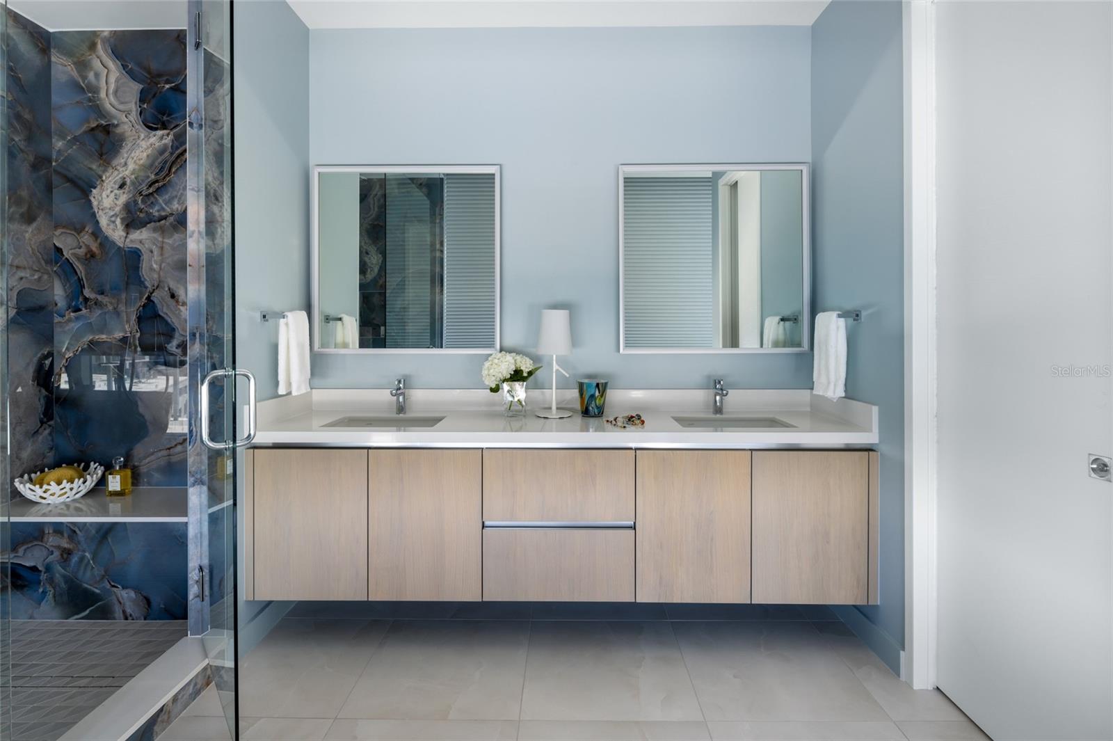 111 GOLDEN GATE PT #702, SARASOTA, FL, 34236