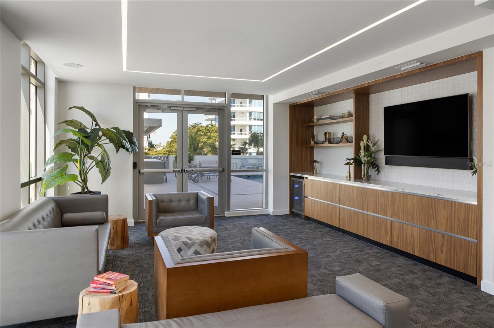 111 GOLDEN GATE PT #702, SARASOTA, FL, 34236