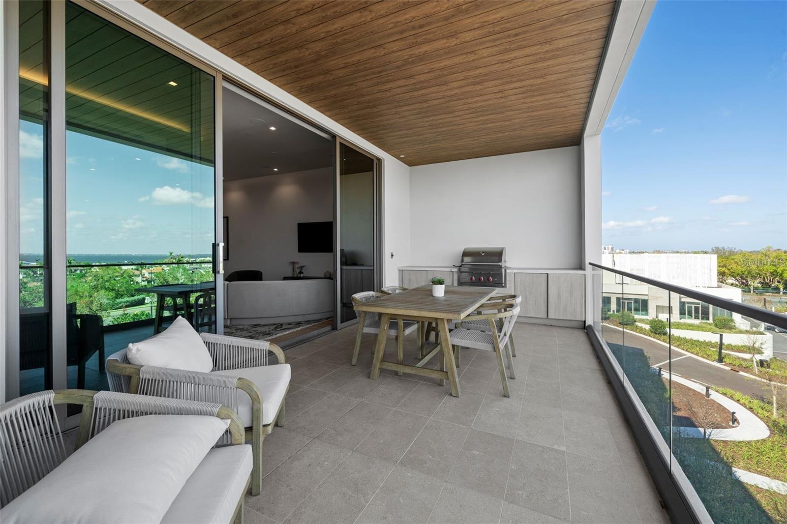 1591 GULF OF MEXICO DR #515, LONGBOAT KEY, FL, 34228