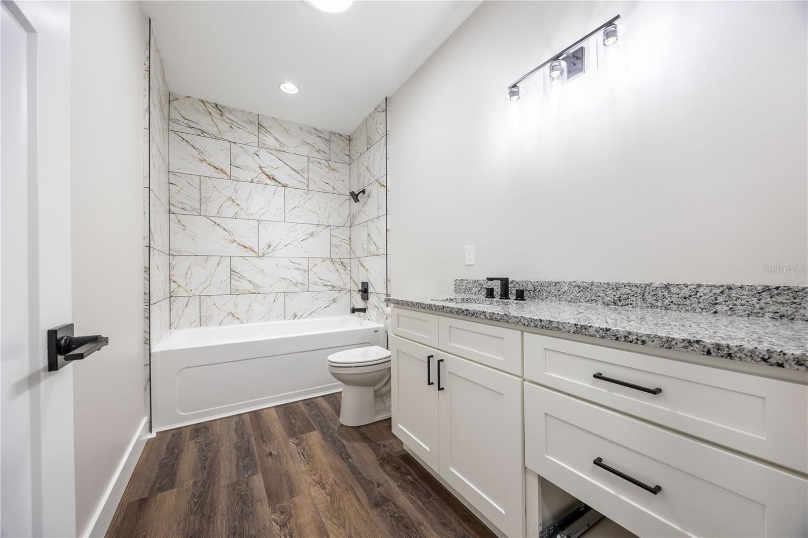 151 SW SCOTT PLACE, LAKE CITY, FL, 32024