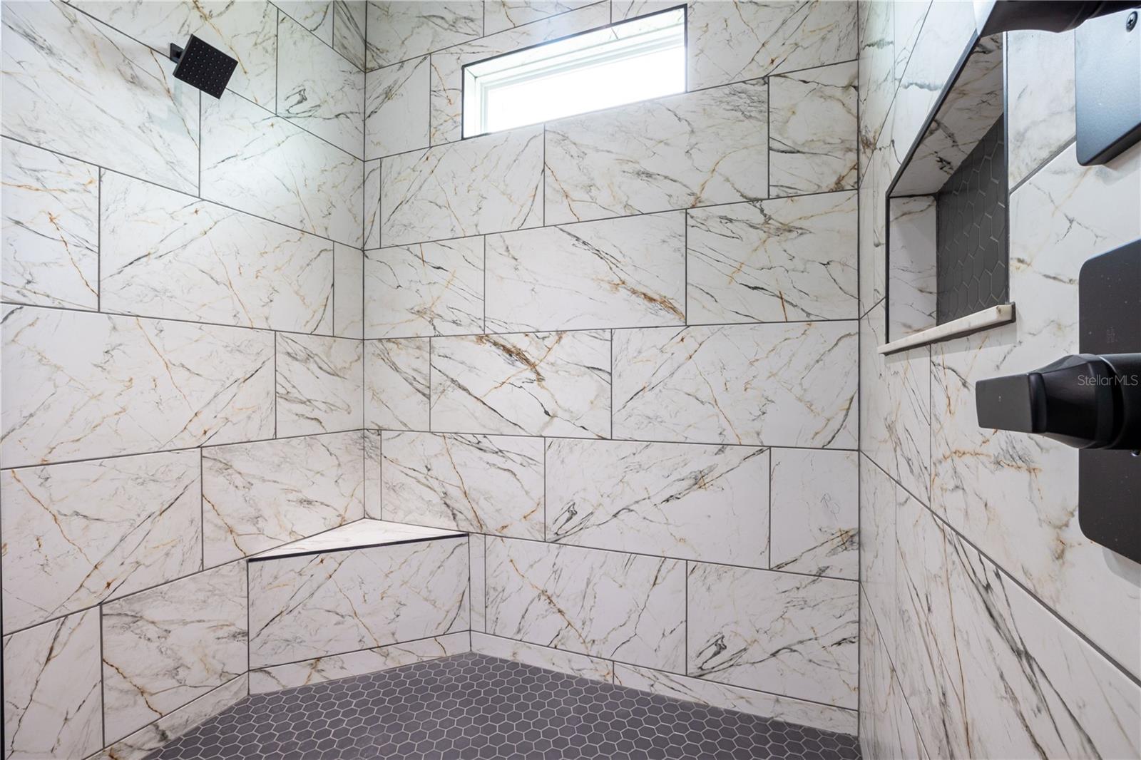 151 SW SCOTT PLACE, LAKE CITY, FL, 32024