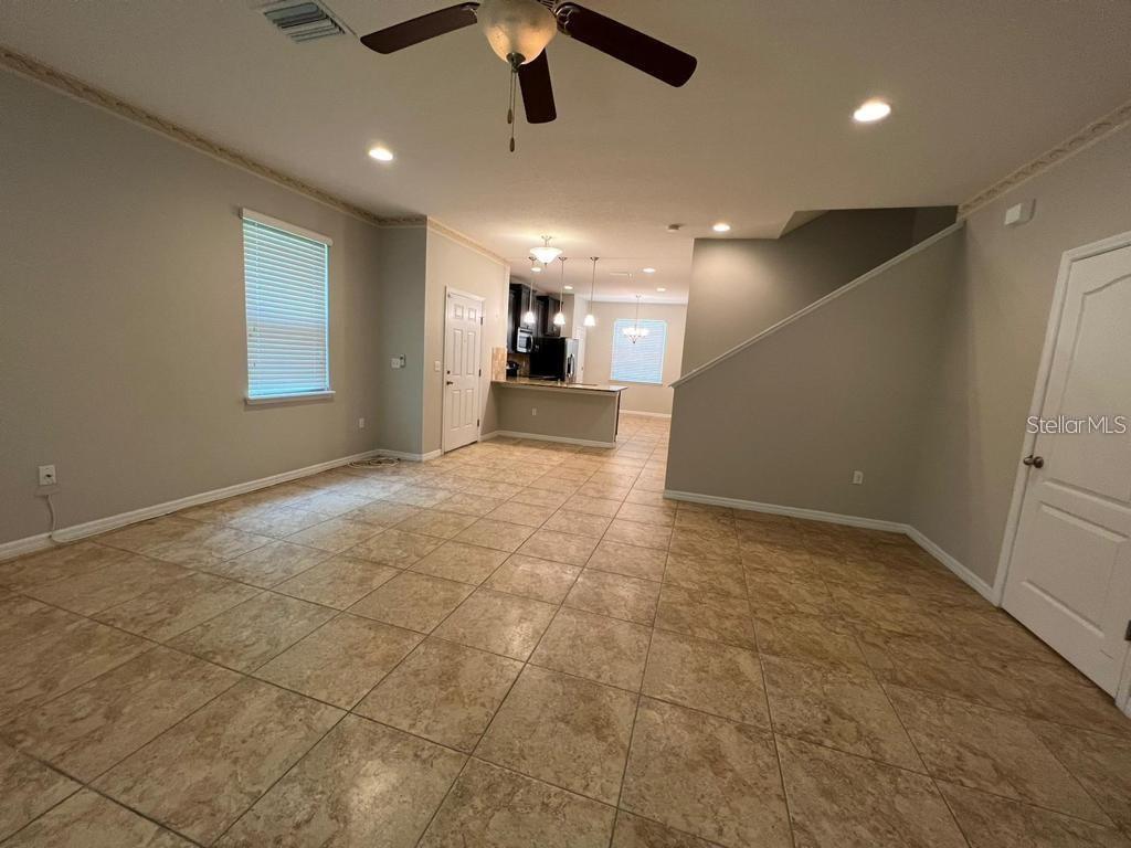 8301 PINE RIVER RD, TAMPA, FL, 33637