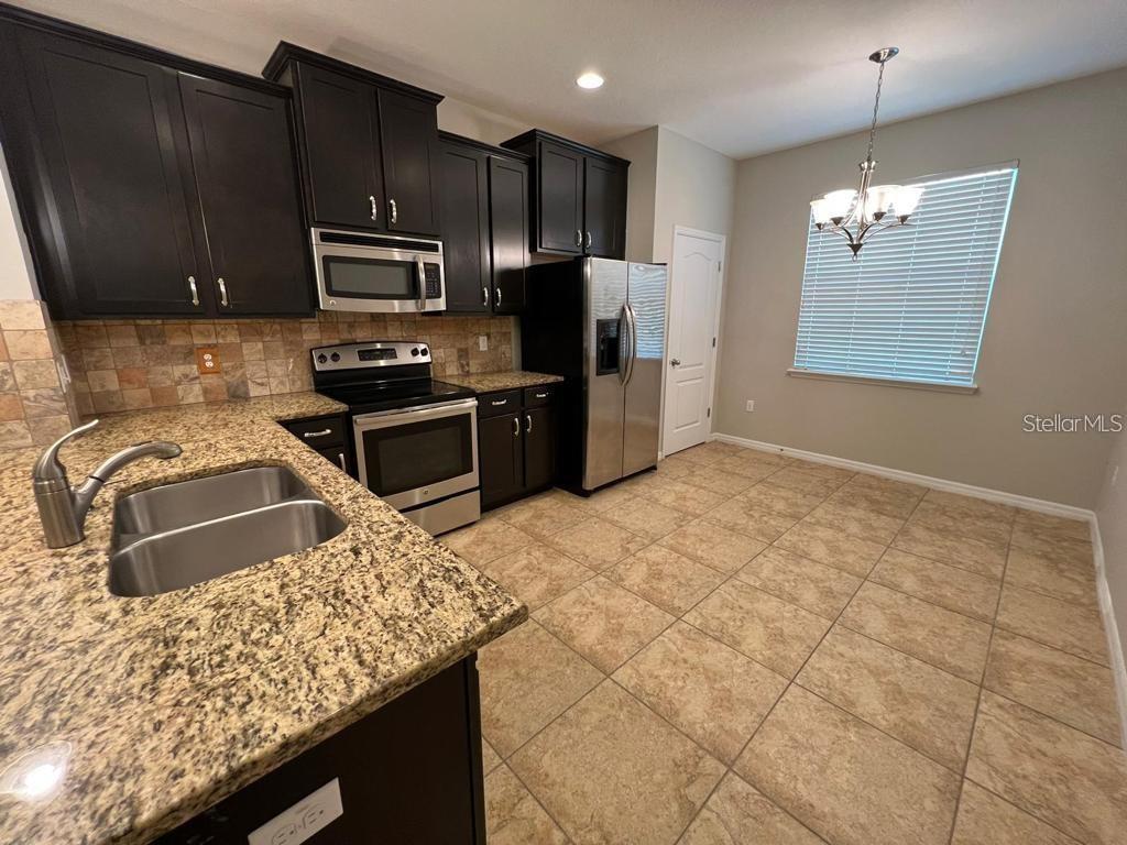 8301 PINE RIVER RD, TAMPA, FL, 33637