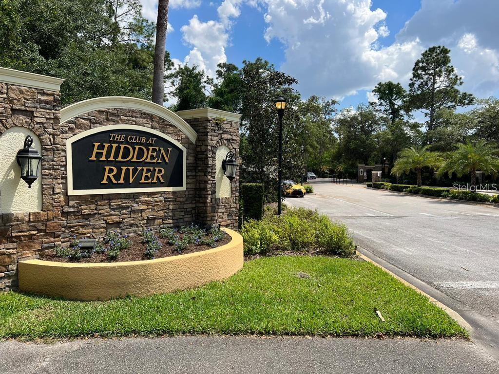 8301 PINE RIVER RD, TAMPA, FL, 33637