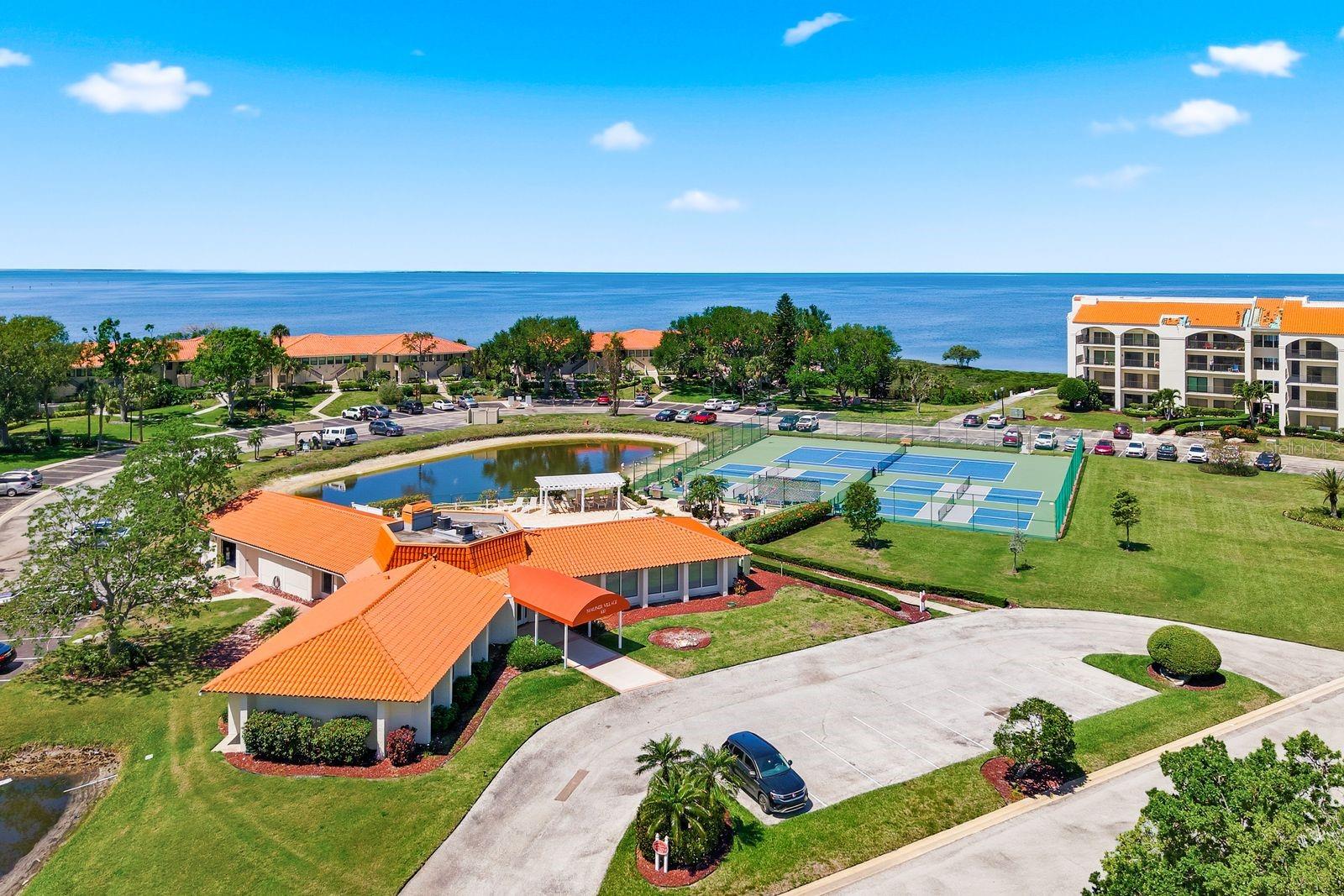 302 MARINER DR #302, TARPON SPRINGS, FL, 34689