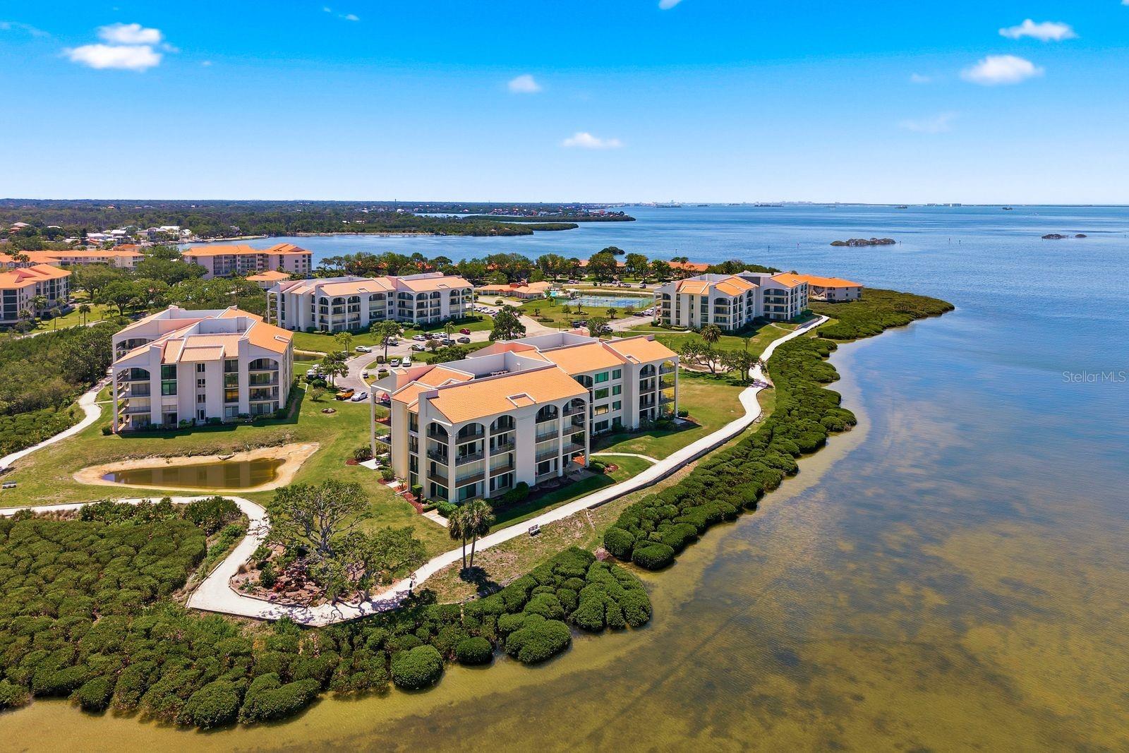 302 MARINER DR #302, TARPON SPRINGS, FL, 34689