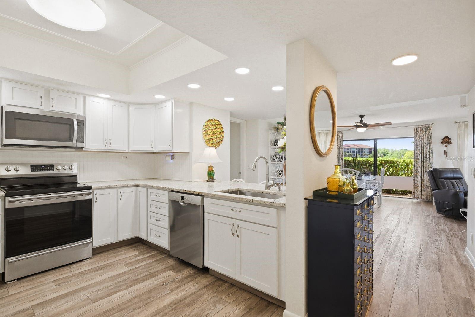 302 MARINER DR #302, TARPON SPRINGS, FL, 34689