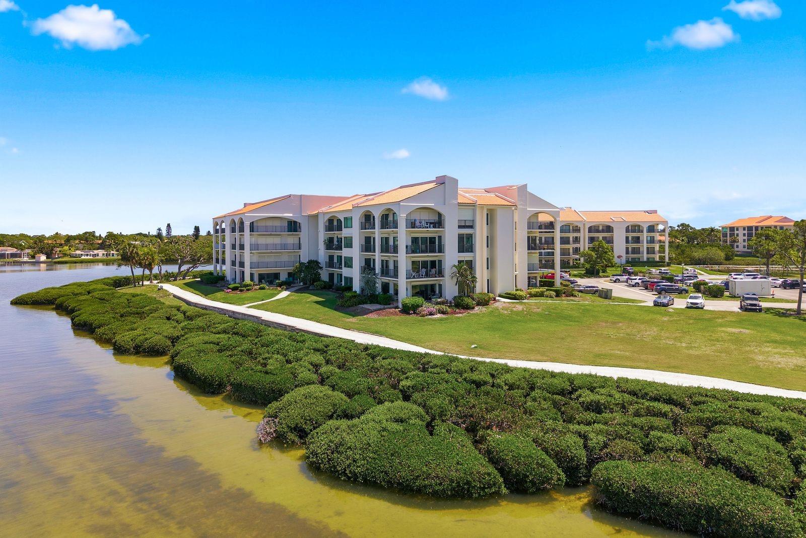 302 MARINER DR #302, TARPON SPRINGS, FL, 34689