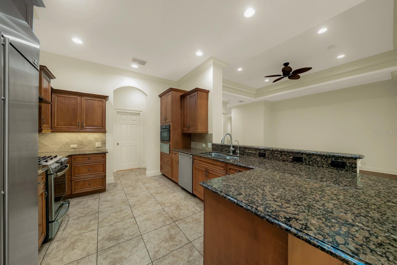 607 VICTORIA HILLS DR, DELAND, FL, 32724