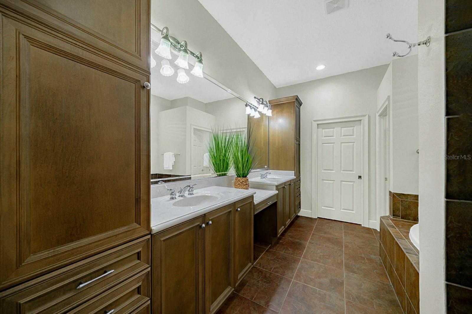 607 VICTORIA HILLS DR, DELAND, FL, 32724