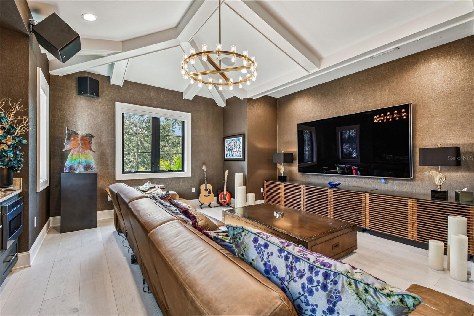 2915 W HARBOR VIEW AVE, TAMPA, FL, 33611