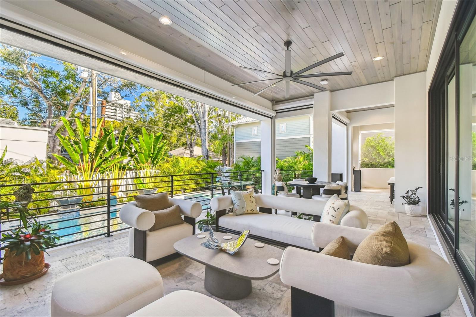 2915 W HARBOR VIEW AVE, TAMPA, FL, 33611