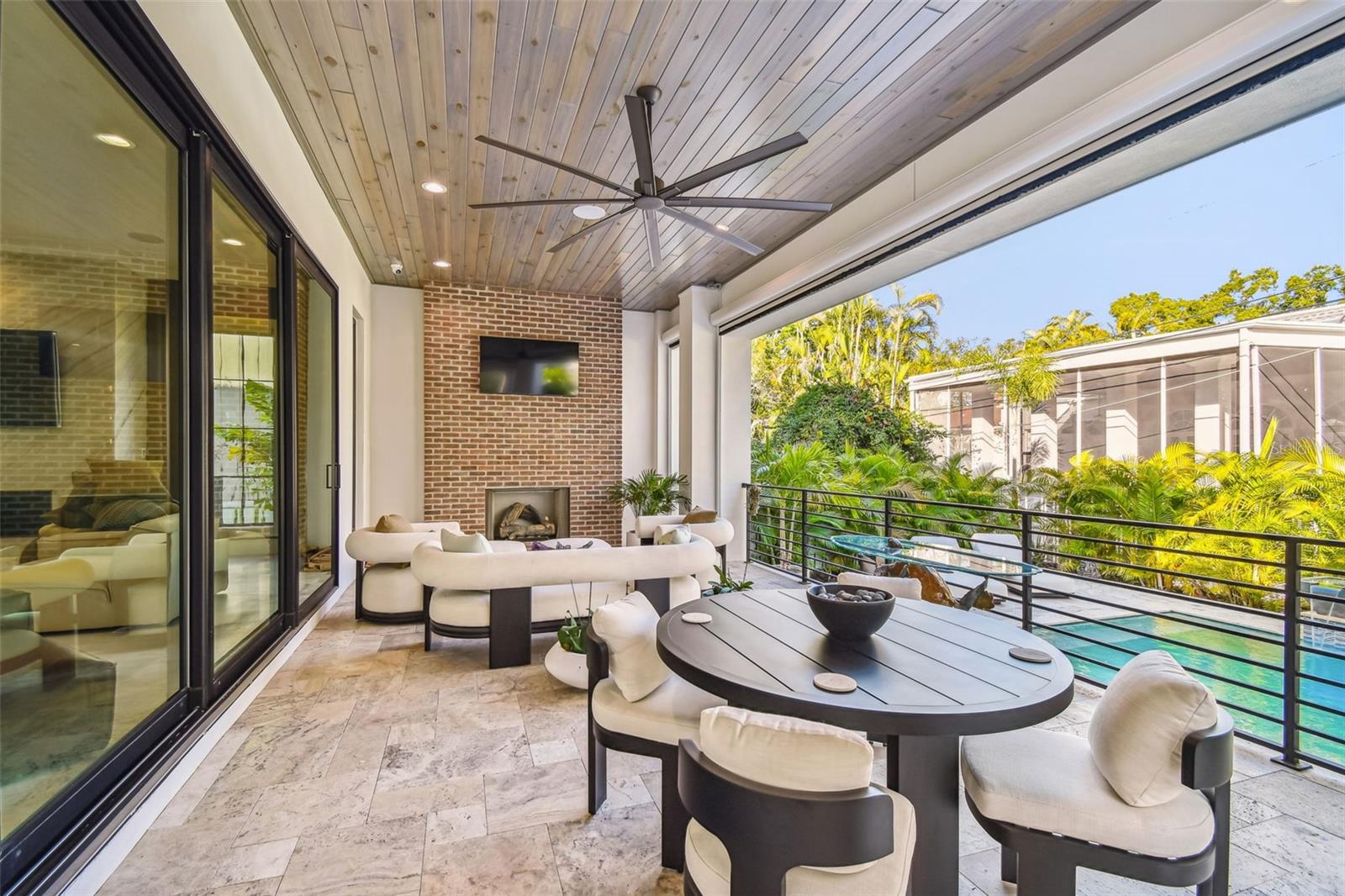 2915 W HARBOR VIEW AVE, TAMPA, FL, 33611