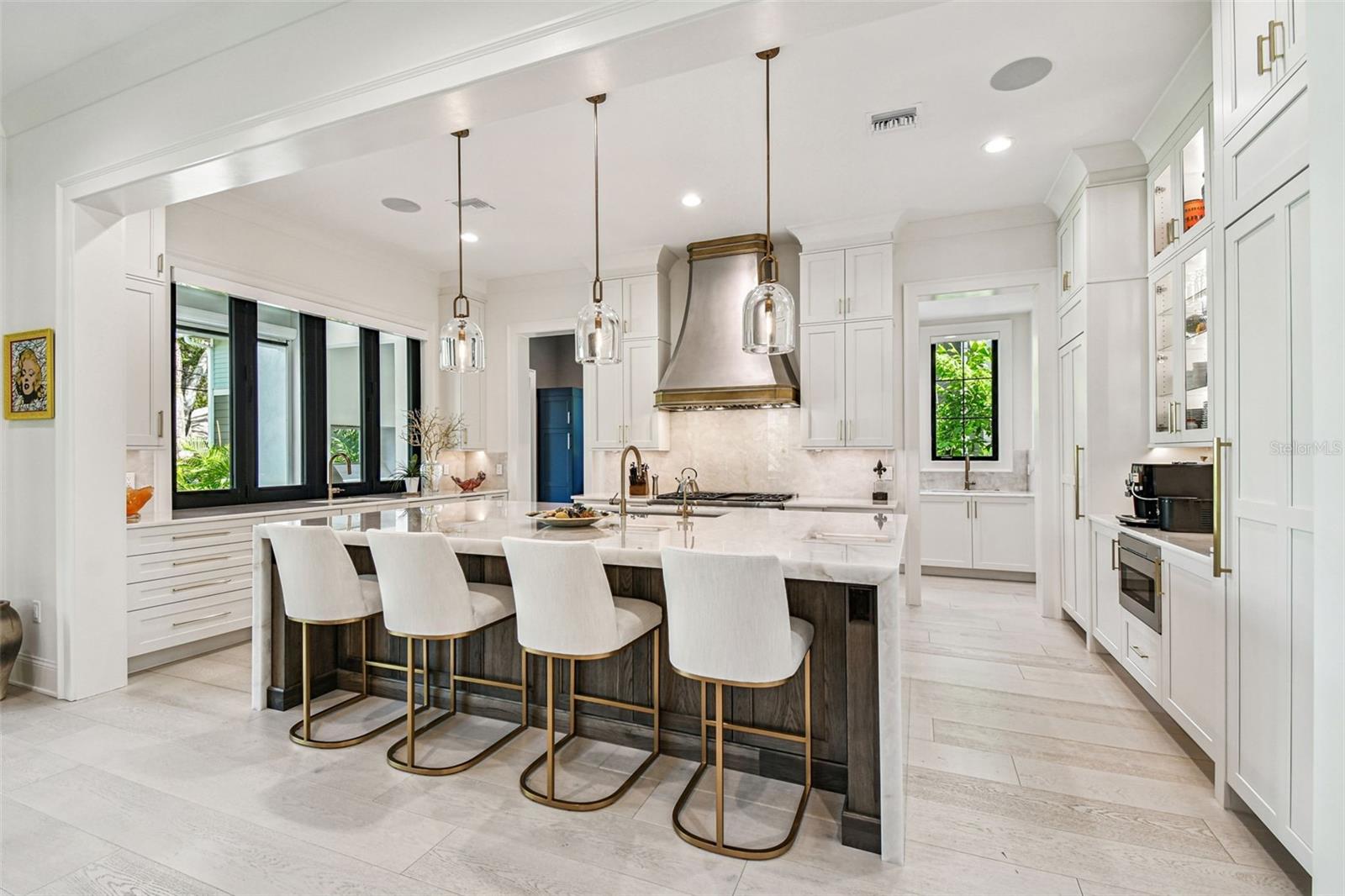 2915 W HARBOR VIEW AVE, TAMPA, FL, 33611