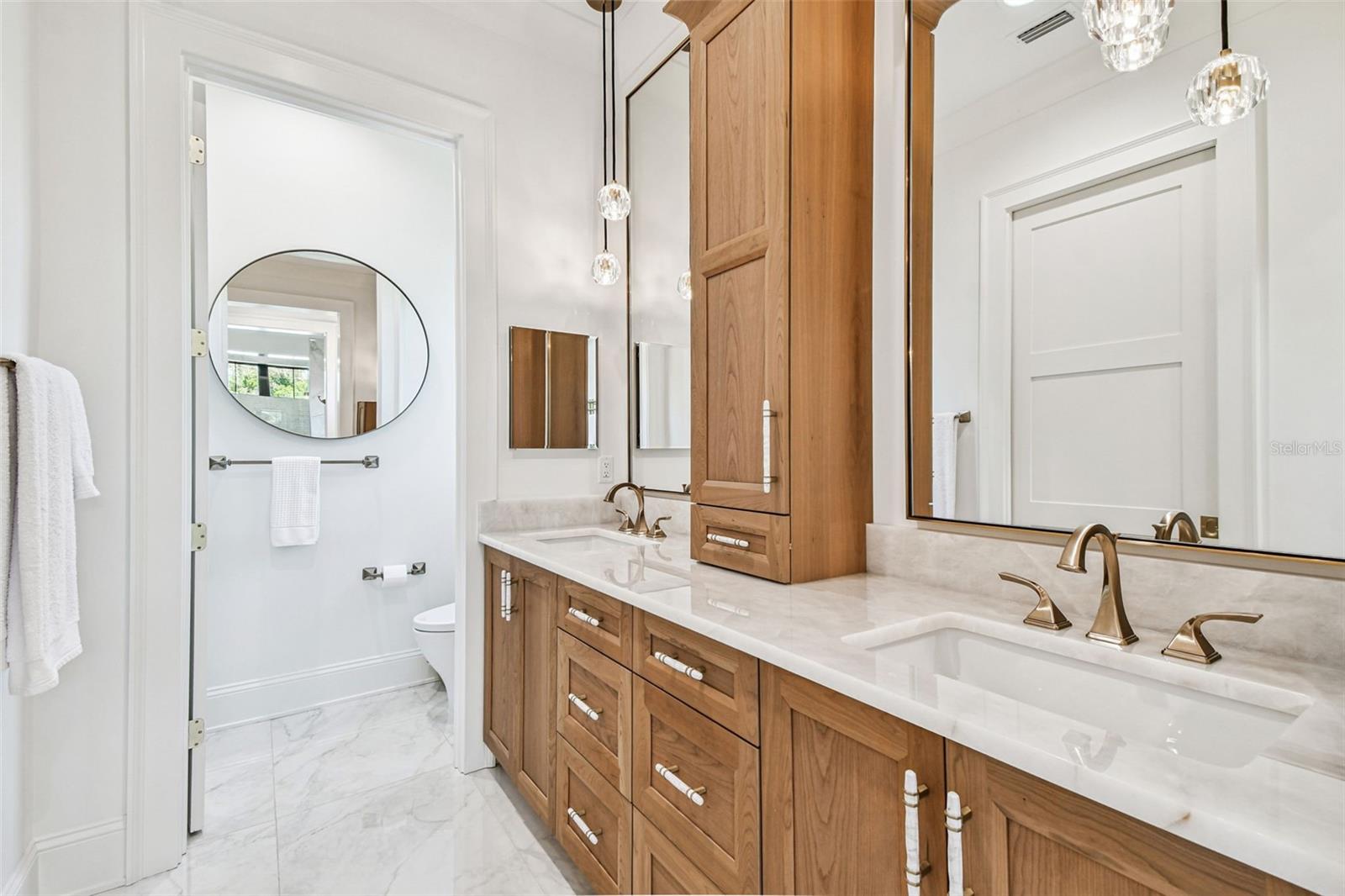 2915 W HARBOR VIEW AVE, TAMPA, FL, 33611