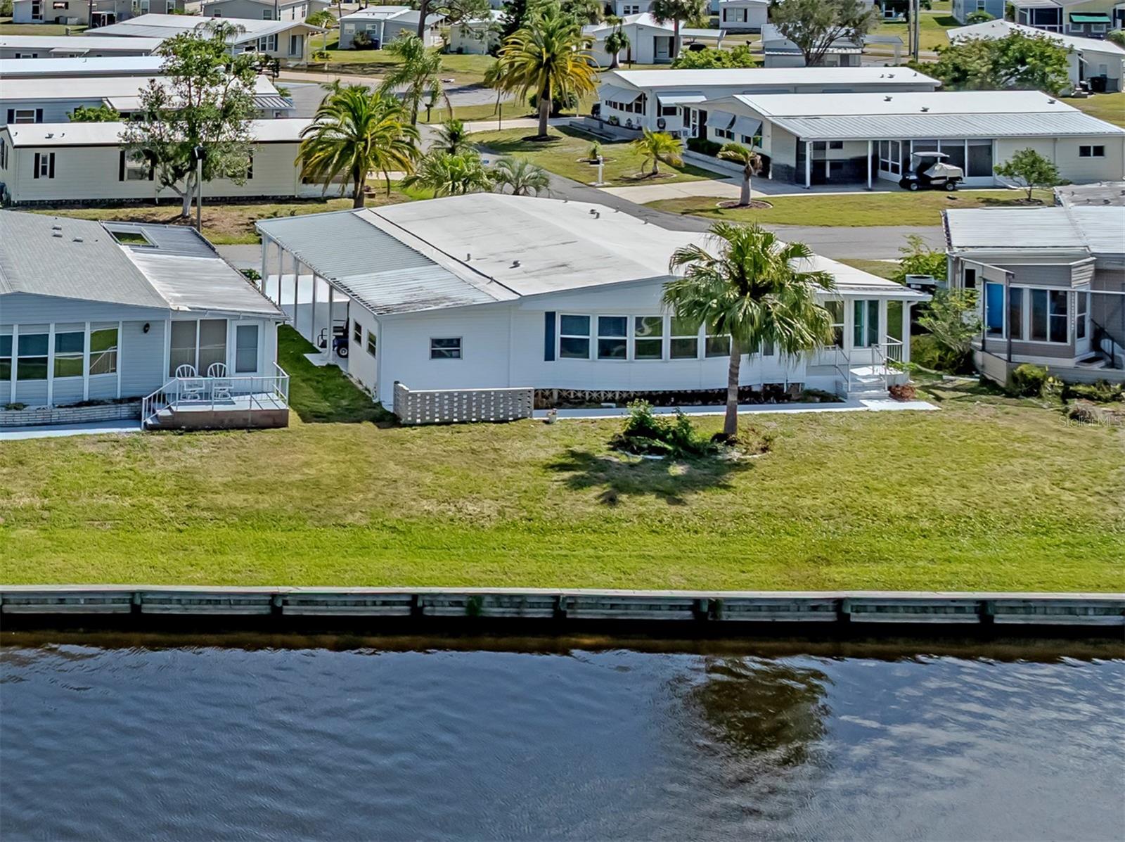 98 LAKEVIEW DR, NORTH PORT, FL, 34287