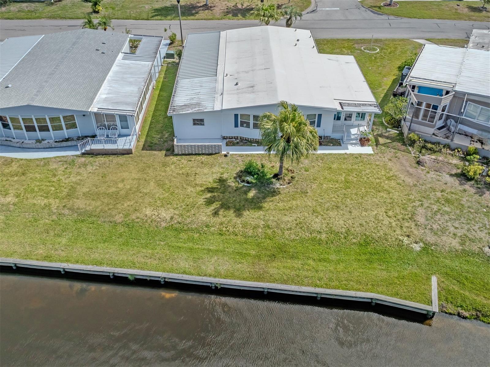 98 LAKEVIEW DR, NORTH PORT, FL, 34287