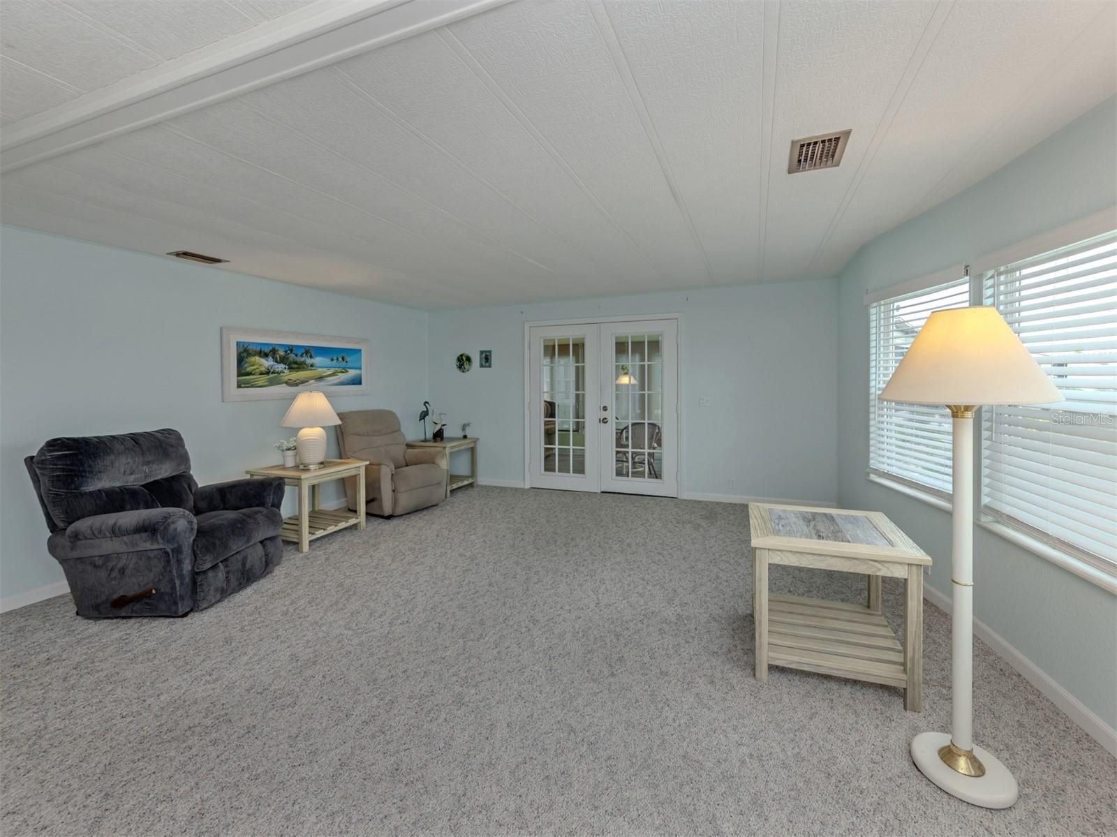 98 LAKEVIEW DR, NORTH PORT, FL, 34287