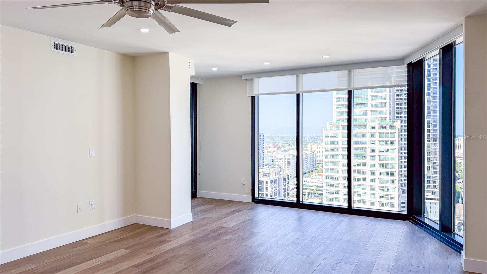 1 BEACH DR SE #2512, ST PETERSBURG, FL, 33701