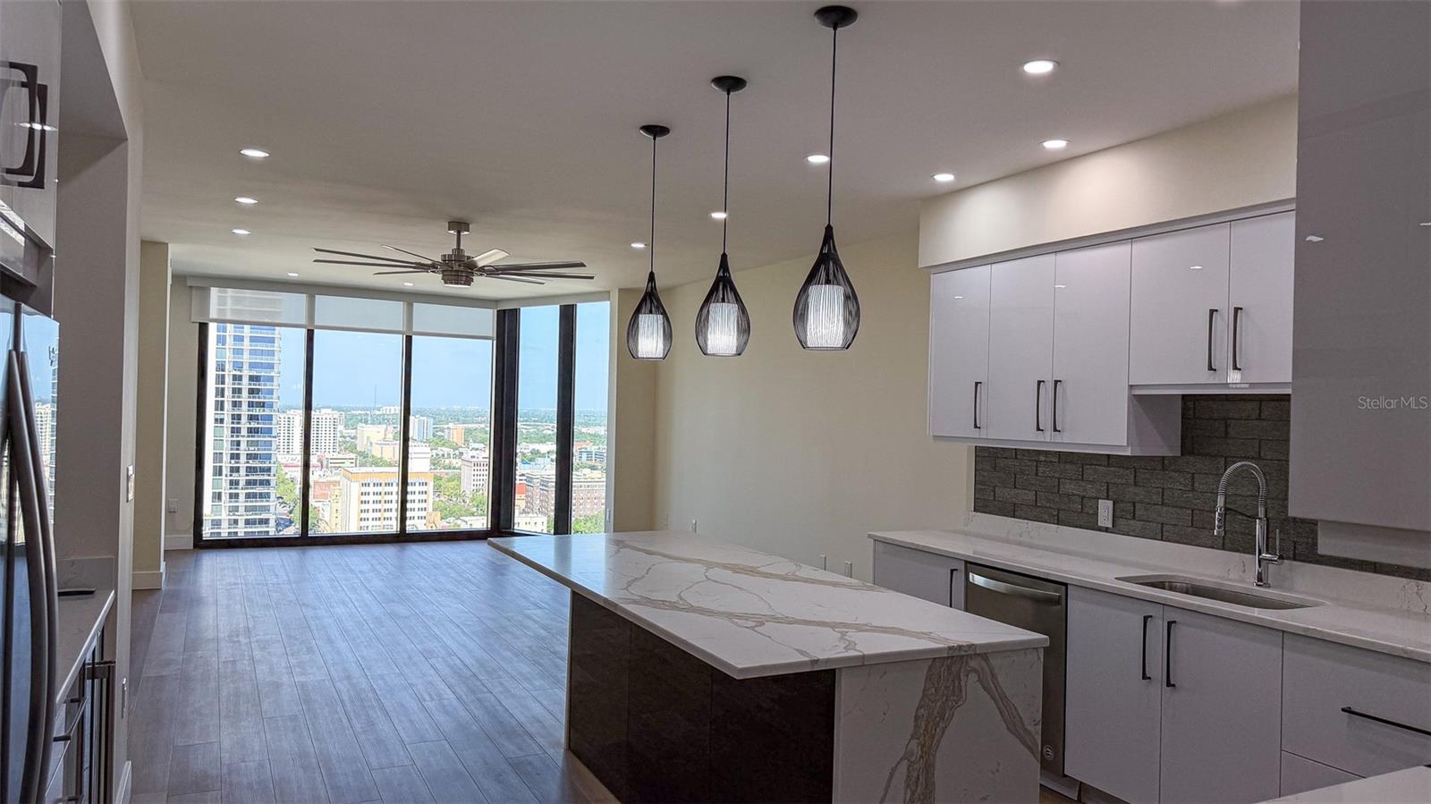 1 BEACH DR SE #2512, ST PETERSBURG, FL, 33701