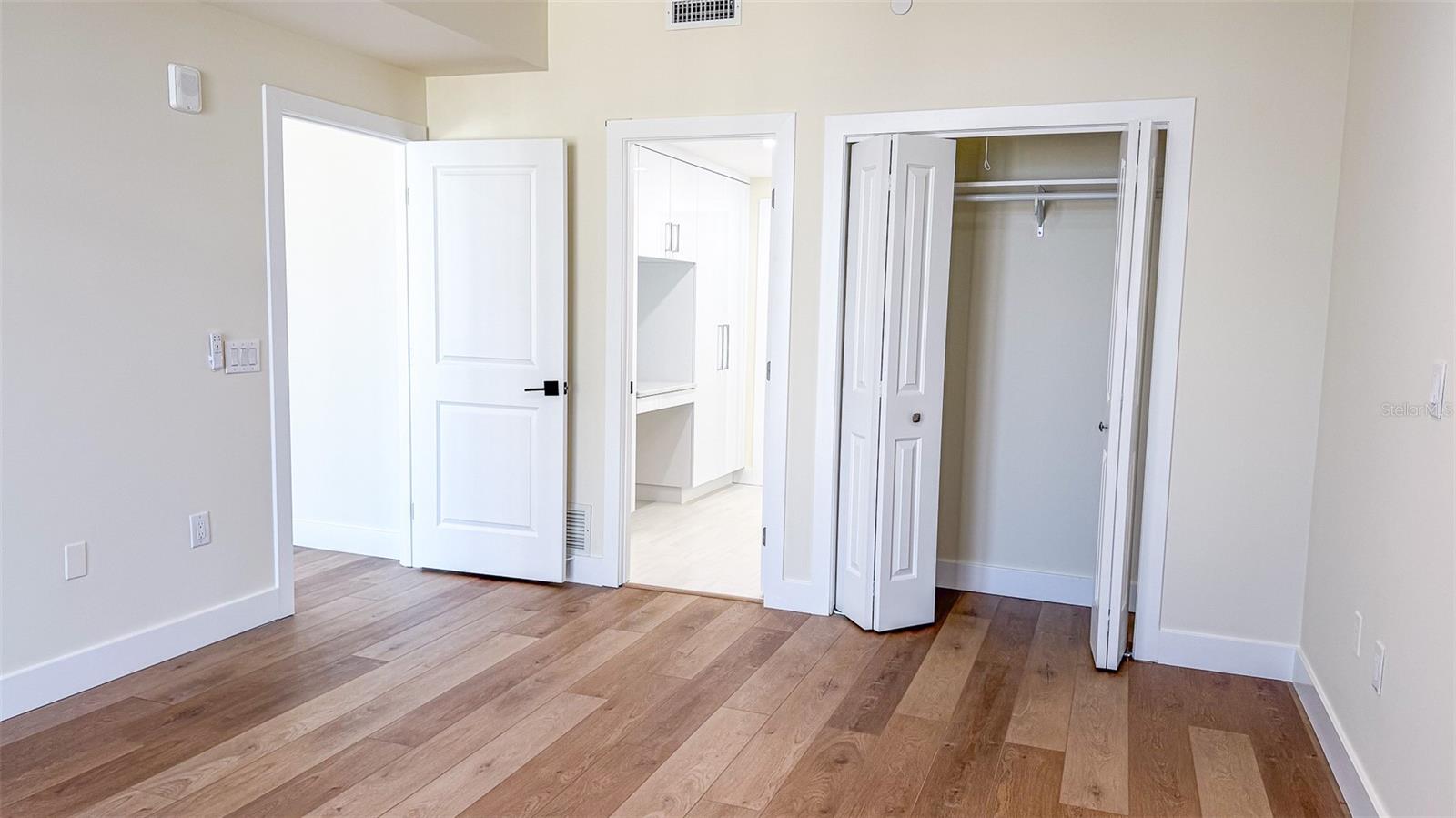 1 BEACH DR SE #2512, ST PETERSBURG, FL, 33701