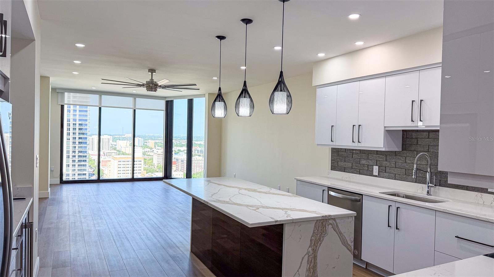 1 BEACH DR SE #2512, ST PETERSBURG, FL, 33701