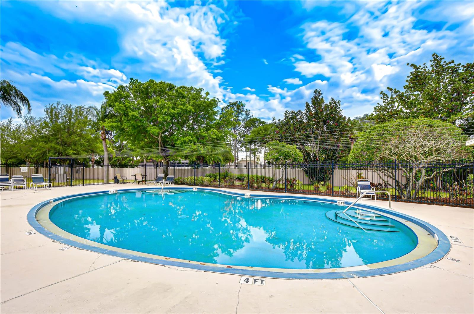 6335 BAYSIDE KEY DR, TAMPA, FL, 33615