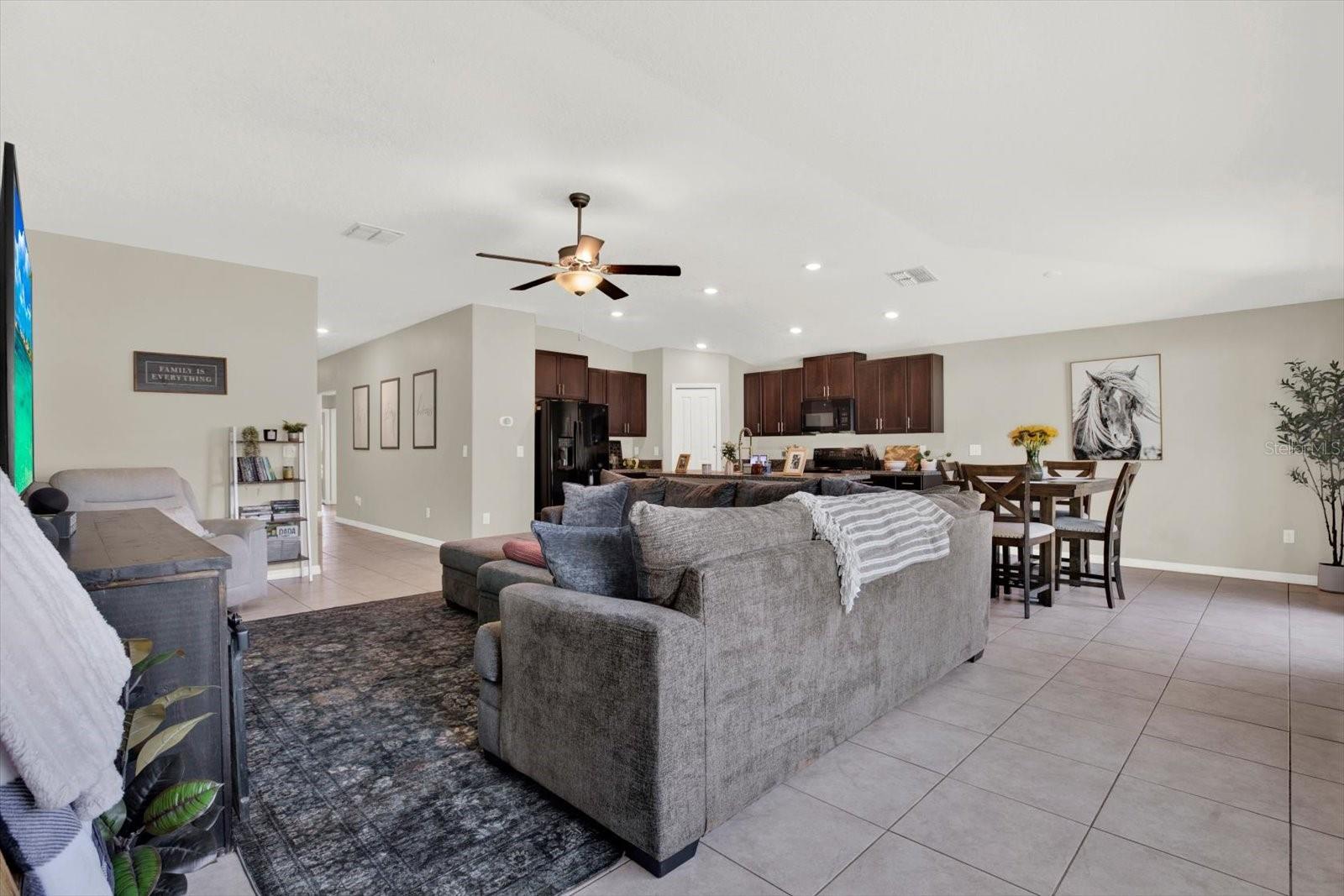 4475 ETERNAL PRINCE DR, SUN CITY CENTER, FL, 33573