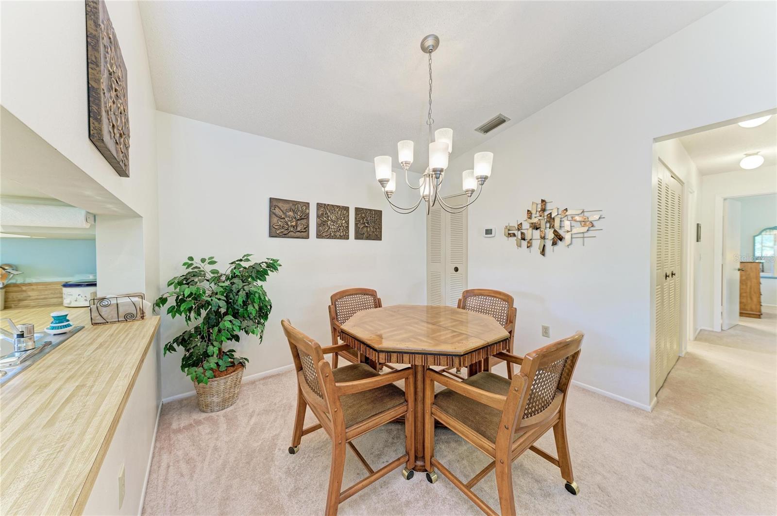 5685 GARDENS DR #5685, SARASOTA, FL, 34243