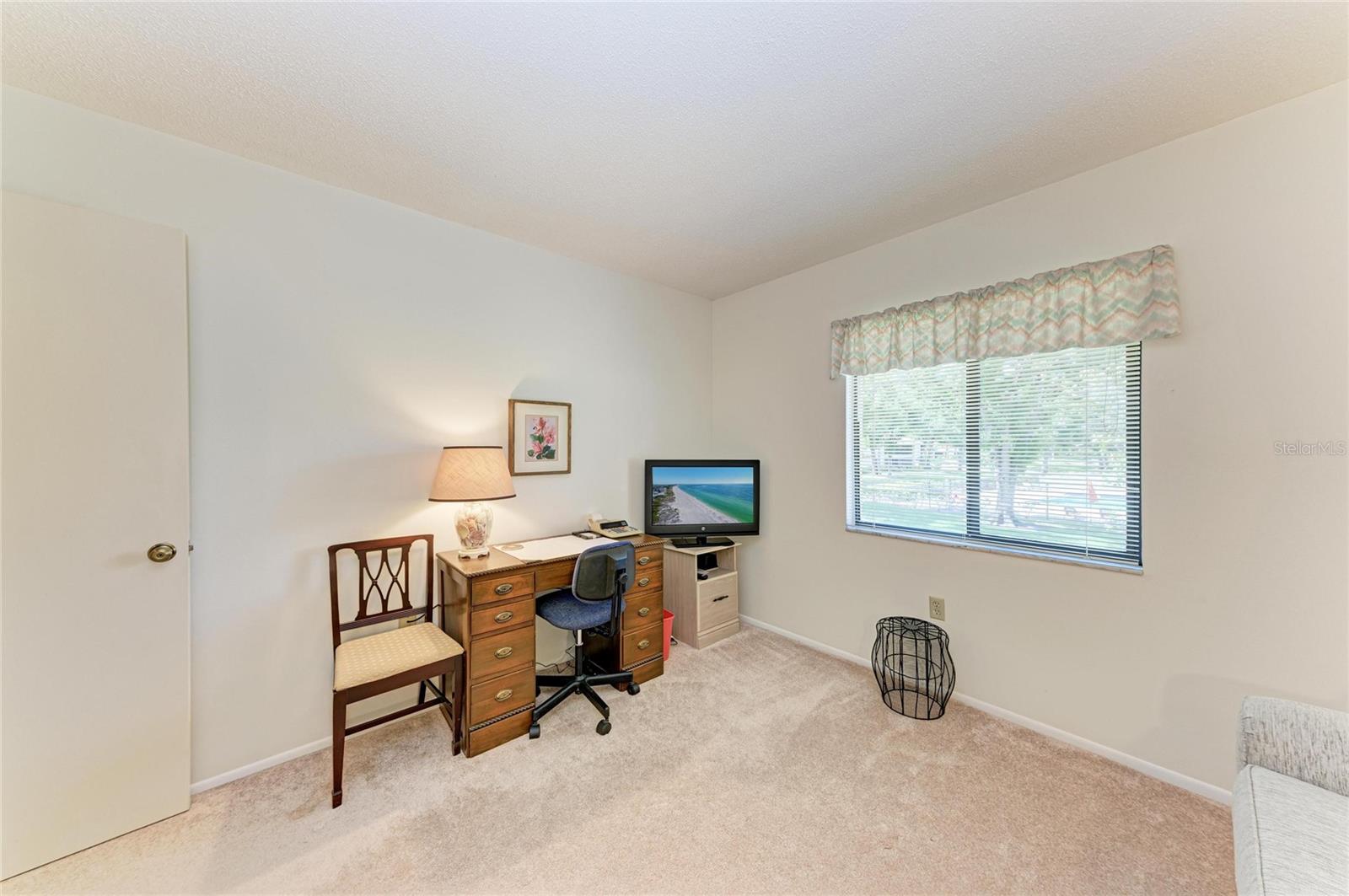 5685 GARDENS DR #5685, SARASOTA, FL, 34243