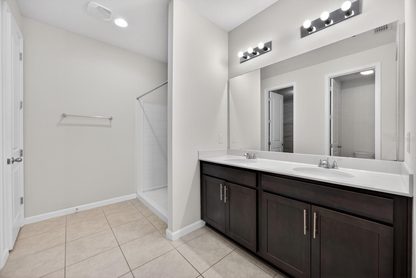 689 MEADOW POINTE DRIVE, HAINES CITY, FL, 33844