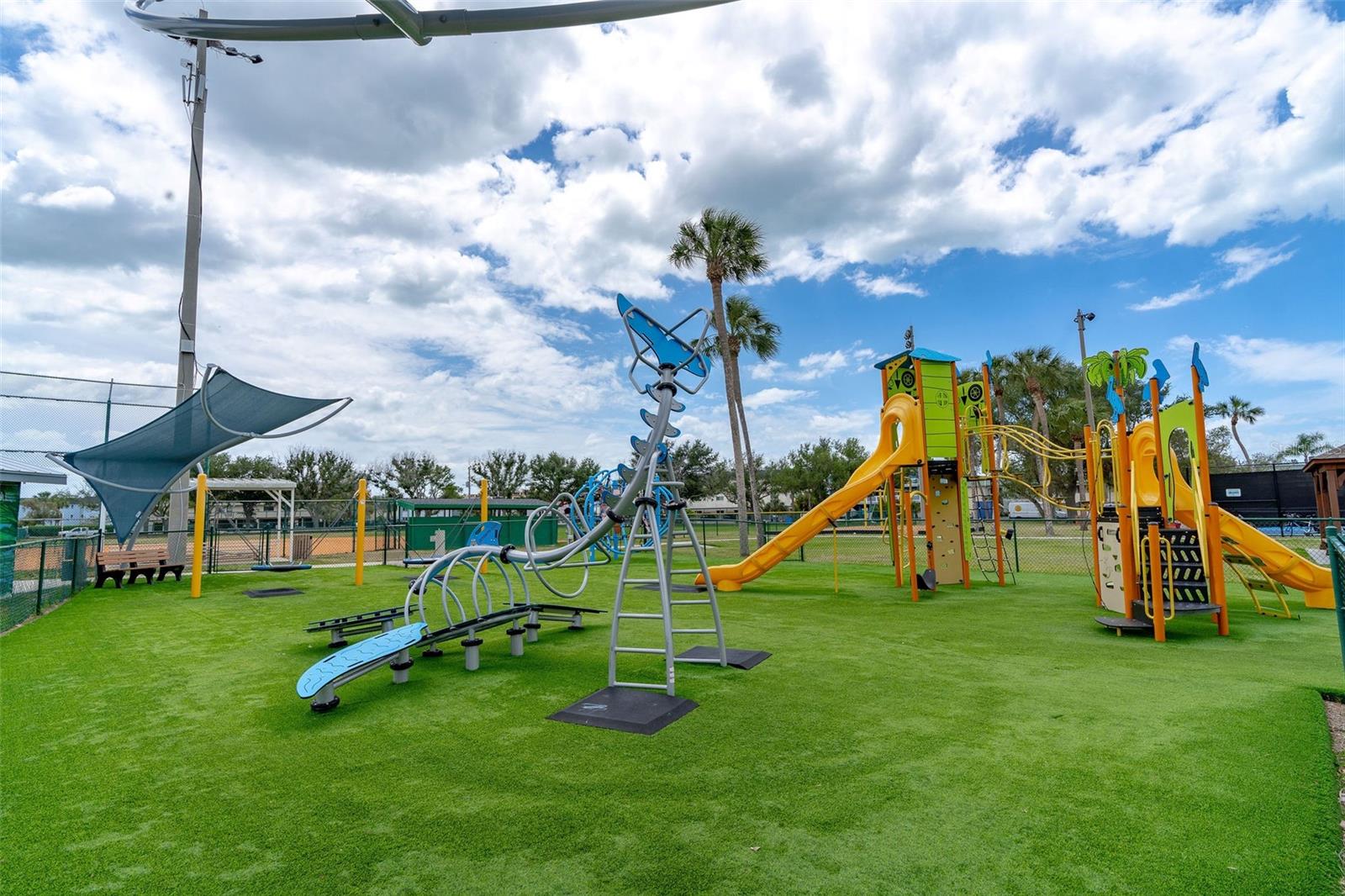 12239 SUN VISTA CT E CT E, TREASURE ISLAND, FL, 33706