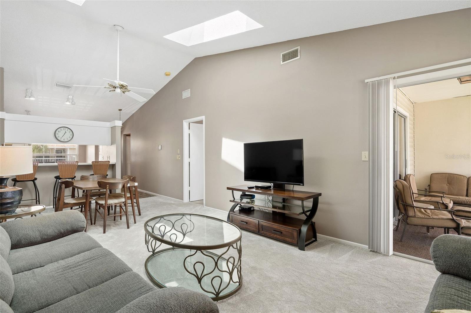 12239 SUN VISTA CT E CT E, TREASURE ISLAND, FL, 33706