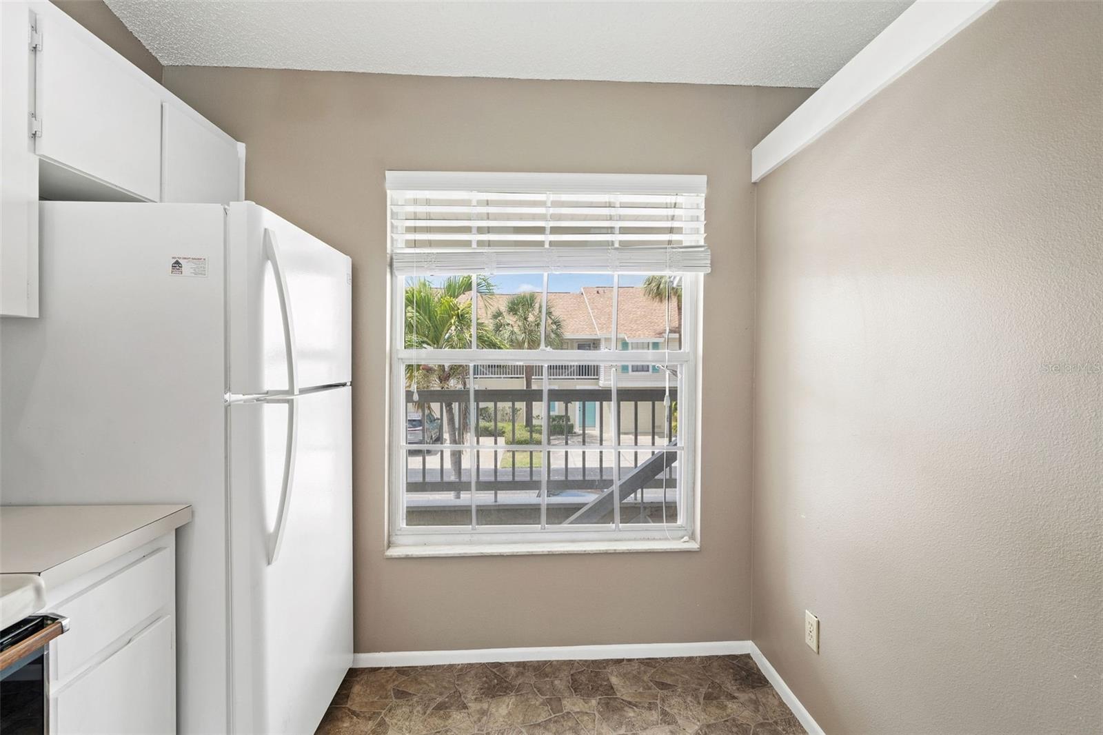 12239 SUN VISTA CT E CT E, TREASURE ISLAND, FL, 33706