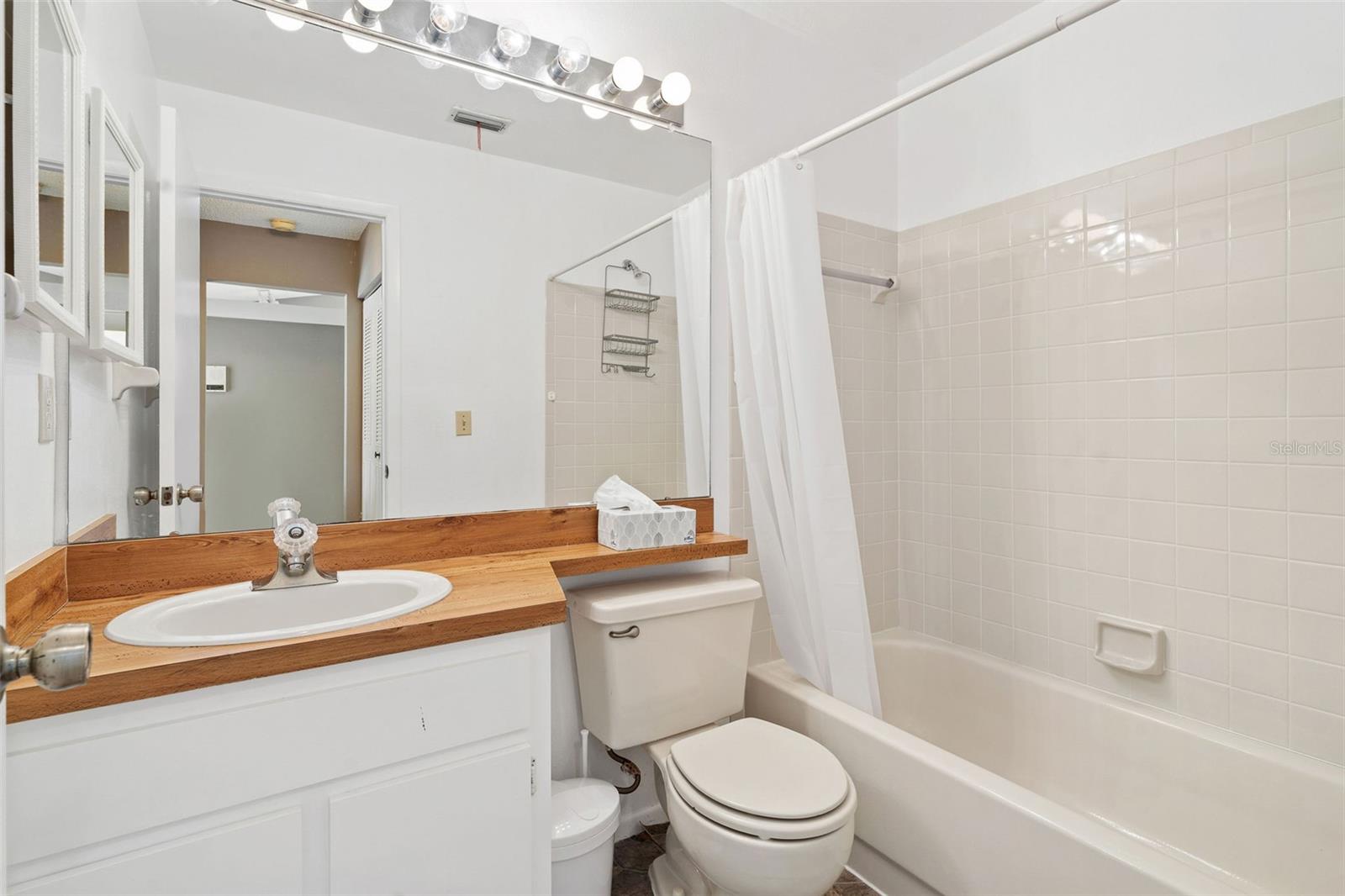 12239 SUN VISTA CT E CT E, TREASURE ISLAND, FL, 33706