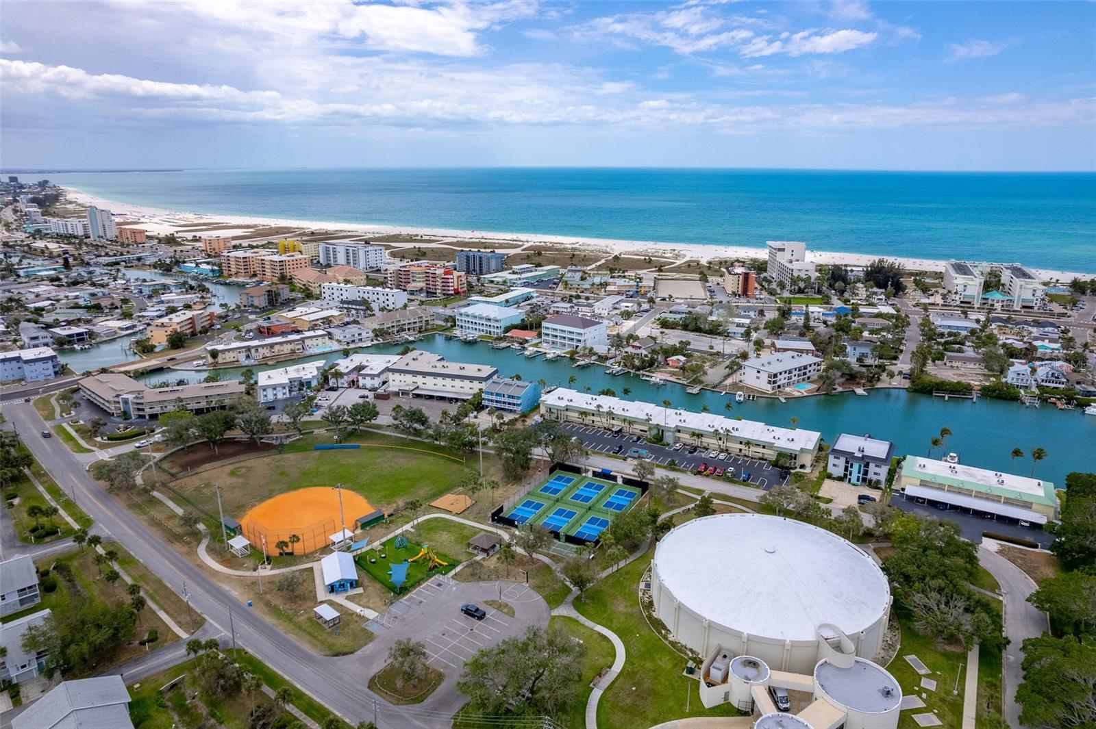 12239 SUN VISTA CT E CT E, TREASURE ISLAND, FL, 33706