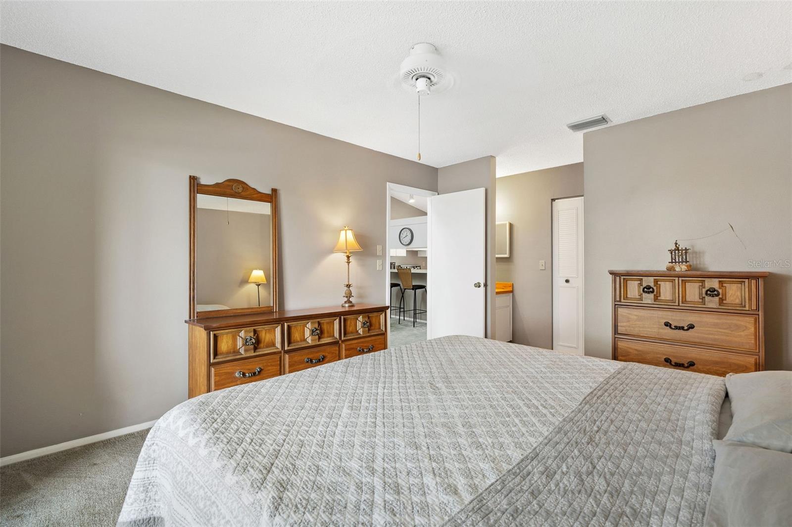 12239 SUN VISTA CT E CT E, TREASURE ISLAND, FL, 33706