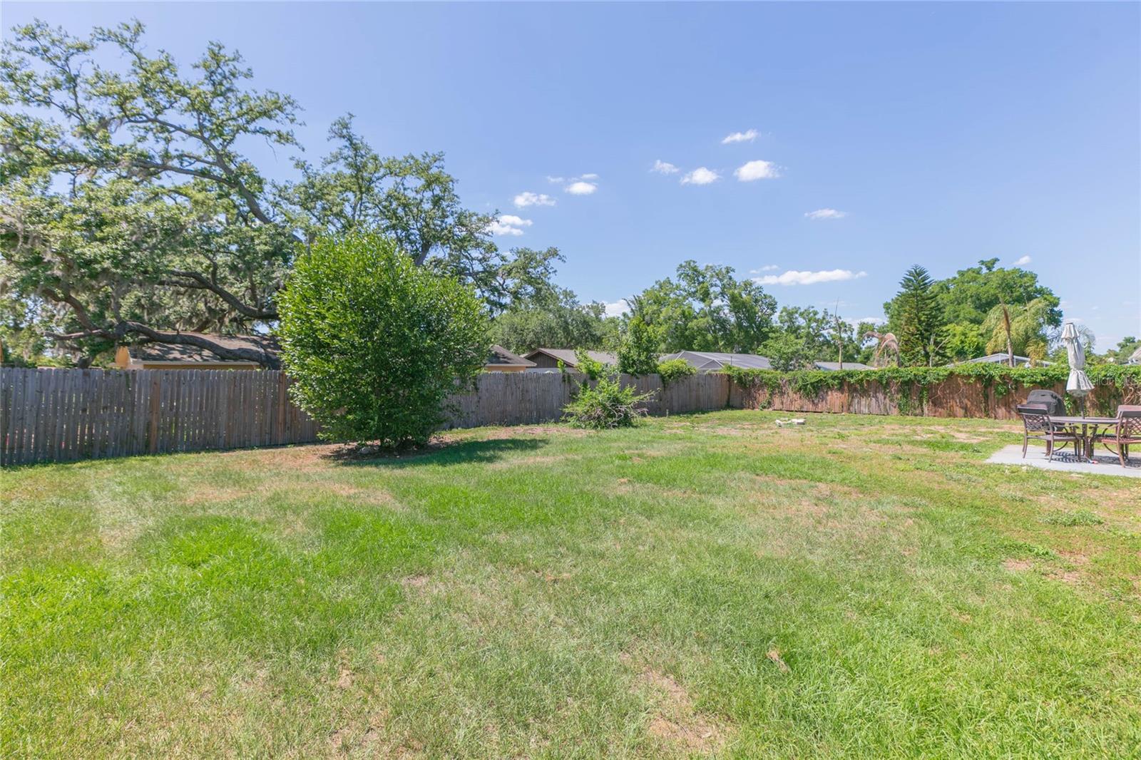 1612 BERKSHIRE DR, BRANDON, FL, 33511