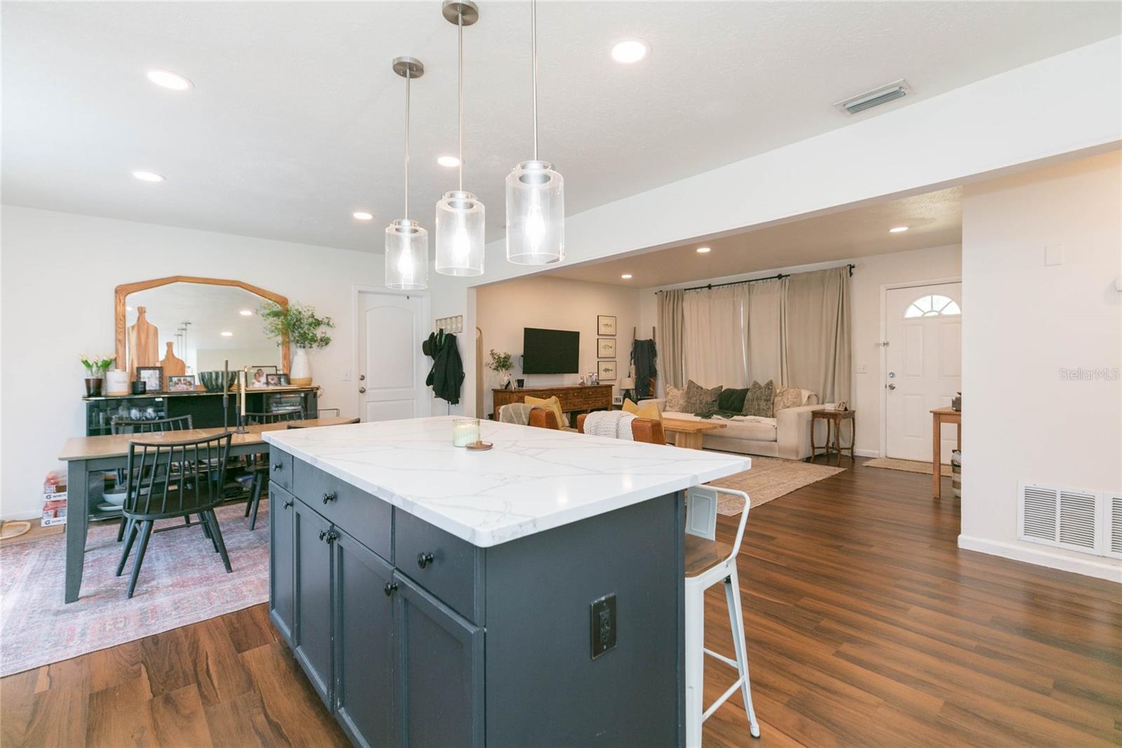 1612 BERKSHIRE DR, BRANDON, FL, 33511