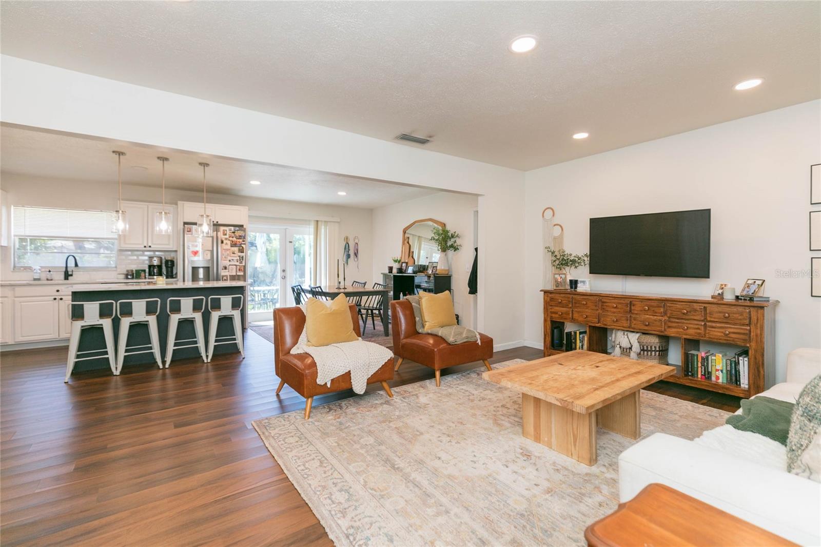 1612 BERKSHIRE DR, BRANDON, FL, 33511